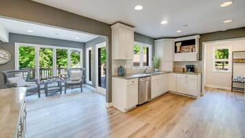 House, Multiple Beds (Nights on Normandy) | Private kitchen | Stovetop, coffee/tea maker, toaster, high chair