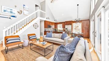 Rumah, Beberapa Tempat Tidur (Blarney Bay) | Area keluarga | Televisi 40-inci dengan saluran TV kabel, Netflix, dan layanan streaming