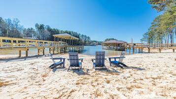 House, Multiple Beds (Blarney Bay) | Beach