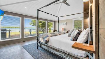 House, Multiple Beds, Lake View (Lake Norman Breakaway) | 3 bedrooms, individually decorated, individually furnished, free WiFi