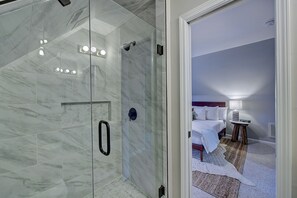 House (3 Bedrooms) | Bathroom shower - Blue Wing Bay (Mooresville)
