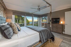 House, Multiple Beds (Lake Norman Playaway) | 4 bedrooms, individually decorated, individually furnished, desk