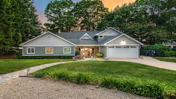 House, Multiple Beds (Sandy Shore) | Exterior