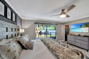 獨棟房屋, 多張床 (Southern Sunrise) | 4 間臥室、獨特裝潢、布置獨特、書桌