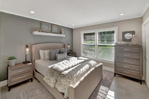 Casa, várias camas (Southern Sunrise) | 4 quartos, individualmente decorados, individualmente mobiliados
