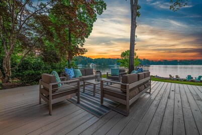 Lakeside Story