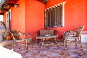 Terrace/patio - B&b Santa Sofia by holidayngo (Mileto)