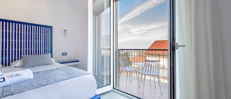 Habitació doble Comfort | Roba de llit hipoal·lergògena, minibar i caixa forta a l'habitació