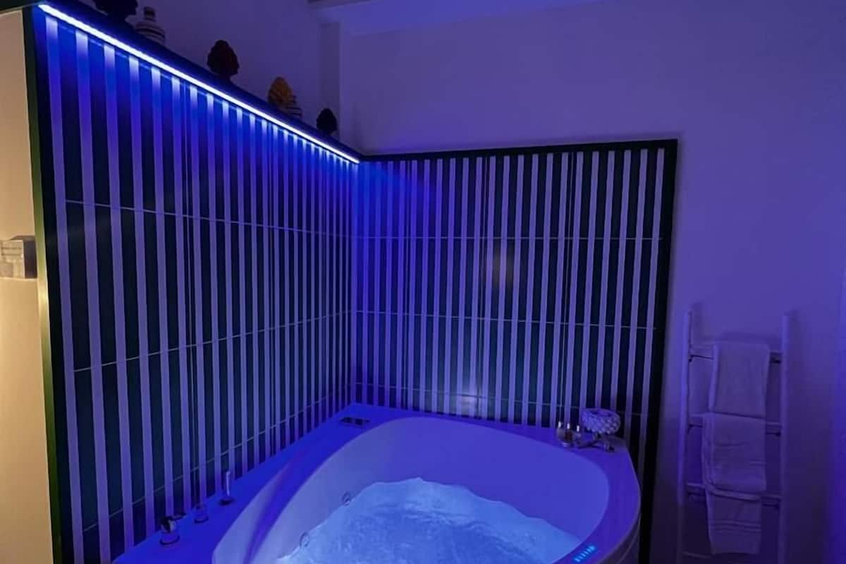Camera Verde | Private spa tub