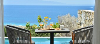 Mythology Naxos Villas & Suites