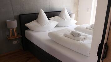 Luxury-Apartment | 1 Schlafzimmer, Zimmersafe, individuell dekoriert