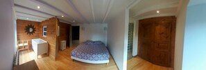 2 bedrooms