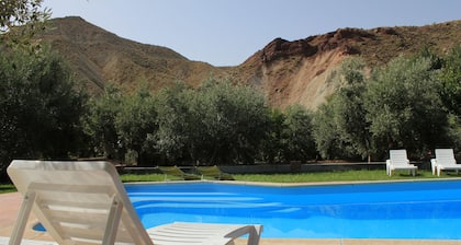 Apartamentos La Suerte