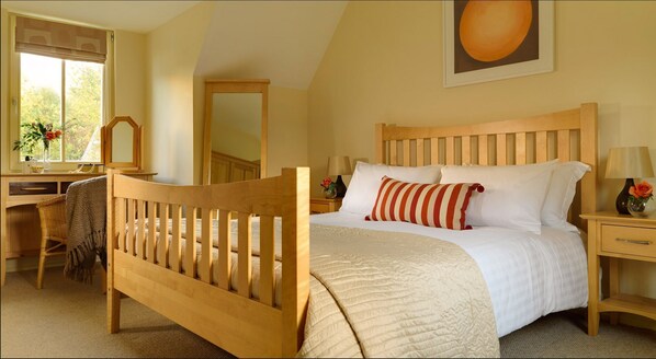 Cottage | 3 bedrooms, bed sheets