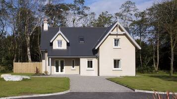 Cottage | Exterior