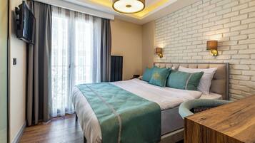 Premium bedding, minibar, in-room safe, blackout drapes