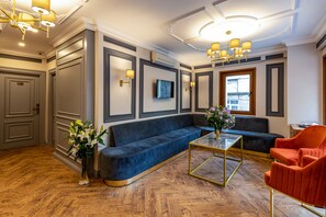 منطقة الجلوس في الردهة