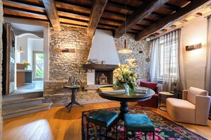 Lobby lounge - Relais Villa del Borgo (Canelli)