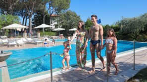 Pool - MIMOSA apartment. (Cenaia)