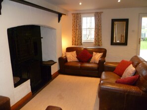 Cottage | Living room - Ballyvaughan No 7 (Ballyvaughan)