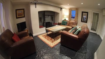 Cottage | Living room