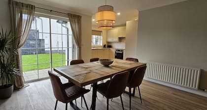 Bunratty Town House No 8