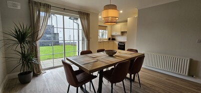 Bunratty Town House No 8