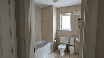 Cottage | Bathroom