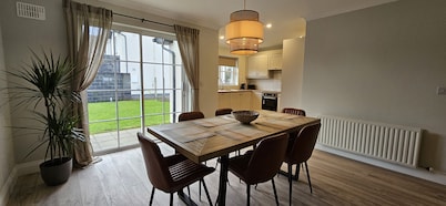 Bunratty Town House No 6