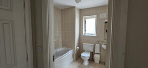 Deep soaking tub