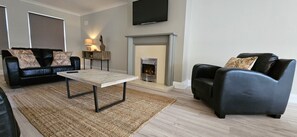 LCD TV, fireplace - Bunratty West No 4010 (Bunratty)