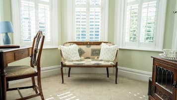Double Room (Mere Brook) | Hypo-allergenic bedding, individually decorated, individually furnished