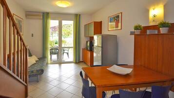 Fridge, oven, stovetop, high chair
