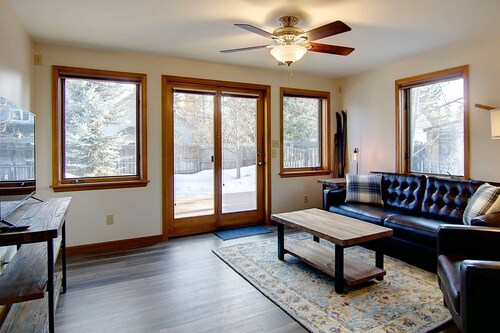 Downtown, Dog Friendly, Fenced Yard | Walk to Eat/Drink & Park/Trails/River/Mtn Bus | Deck-Grill-W/D