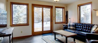 Downtown, Dog Friendly, Fenced Yard | Walk to Eat/Drink & Park/Trails/River/Mtn Bus | Deck-Grill-W/D