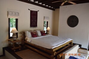 Villa, 3 Schlafzimmer, Nichtraucher, Küche | 3 Schlafzimmer, individuell dekoriert, Bügeleisen/Bügelbrett