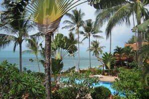 Villa, 4 Bedrooms, Non Smoking, Kitchen | Beach/ocean view - 4 Bedroom Villa 4 SDV025-By Samui Dream Villas (Koh Samui)