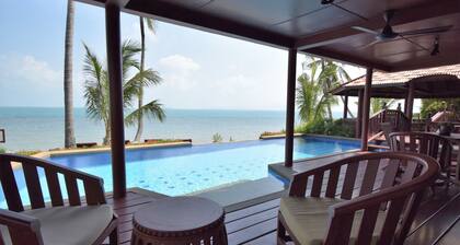 3 Bedroom Beach Front Villa with Private Pool - P3 SDV026-By Samui Dream Villas