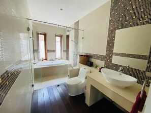 Towels - 3 Bedroom Villa - just 3 minutes walk to the beach SDV033-By Samui Dream Villas (Koh Samui)