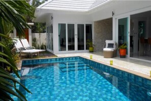 Piscina all'aperto