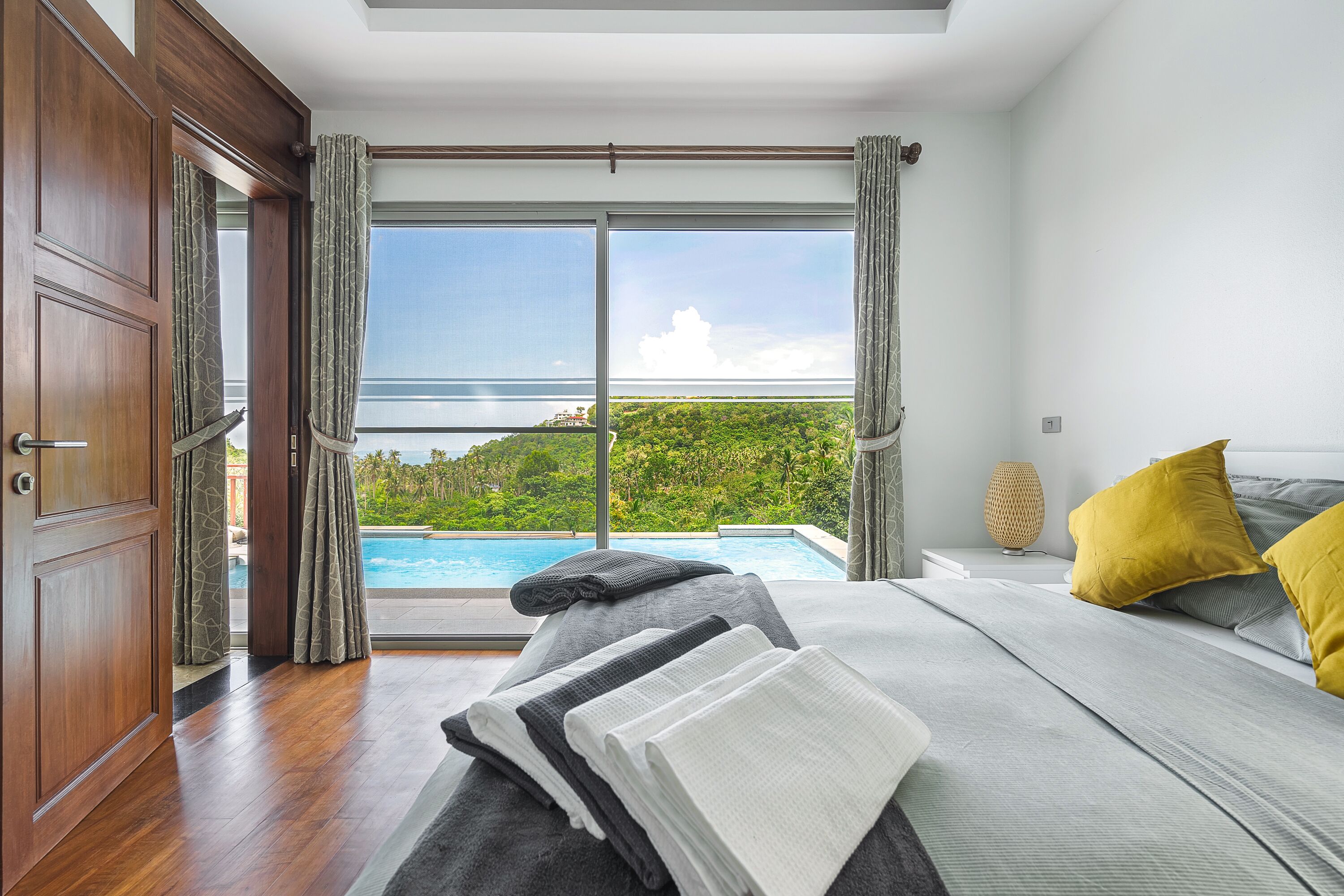 Vila superluxo, 3 quartos, cozinha, vista para o mar | 3 quartos, escrivaninha, ferros/tábuas de passar roupa