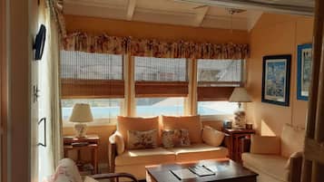 Deluxe Villa, Non Smoking, Ocean View (Spiral staircase) | Salle de séjour