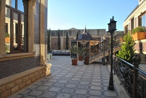 ファミリー アパートメント | テラス / パティオ