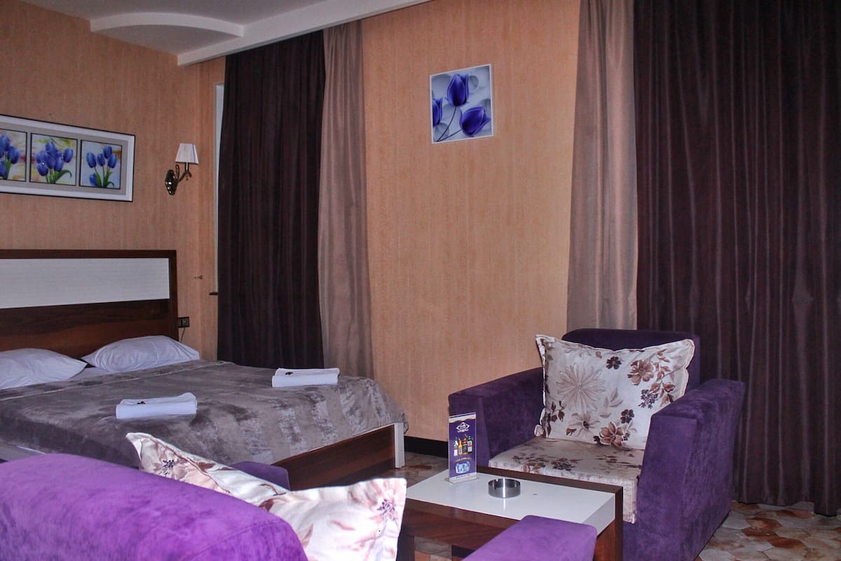 Standard Room | 3 bedrooms, premium bedding, down comforters, minibar