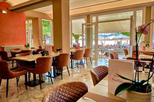 Lunch served, Italian cuisine, beach views