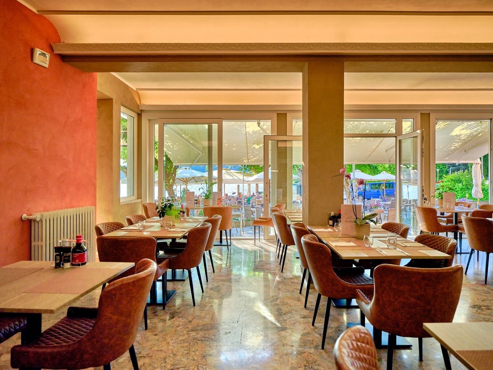 lunch served, italian cuisine, beach views