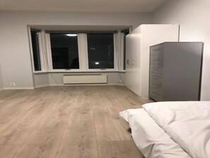 Habitación individual, baño compartido | Wifi gratis 