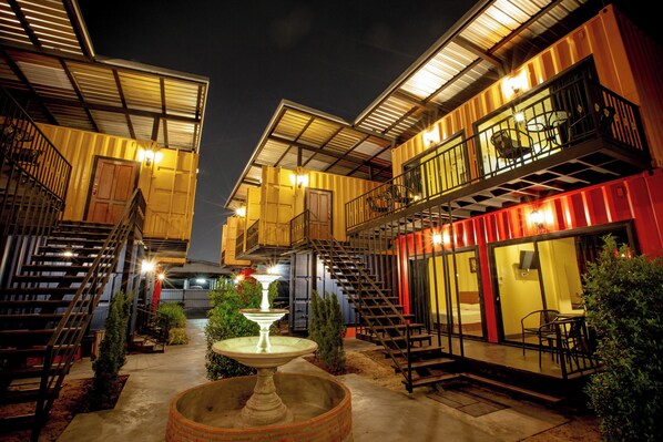 Property entrance - Tuscany Land Resort Donmuang (Bangkok)