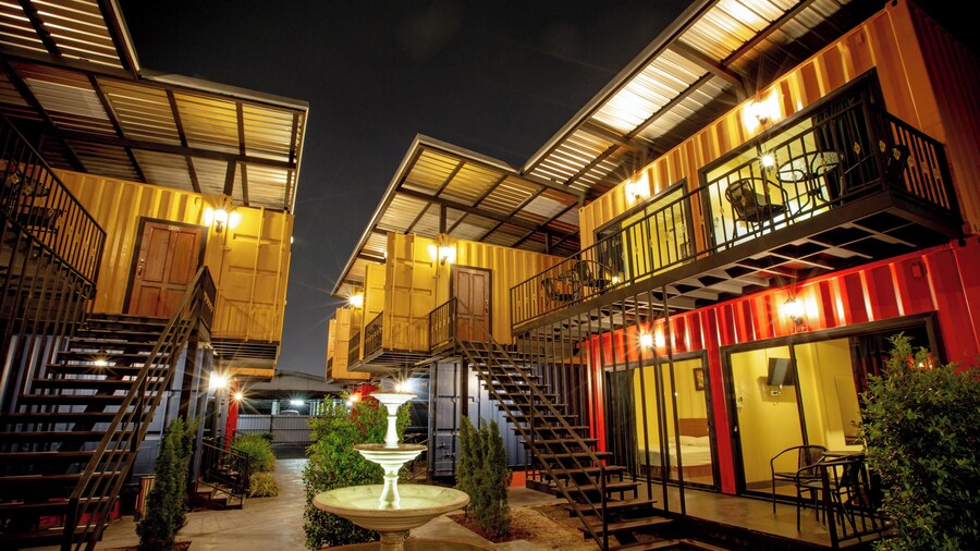 Tuscany Land Resort Donmuang