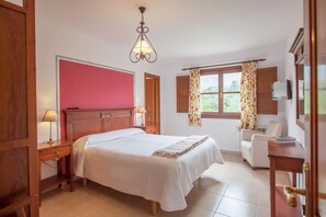 Doppel- oder Zweibettzimmer | Schreibtisch, kostenloses WLAN